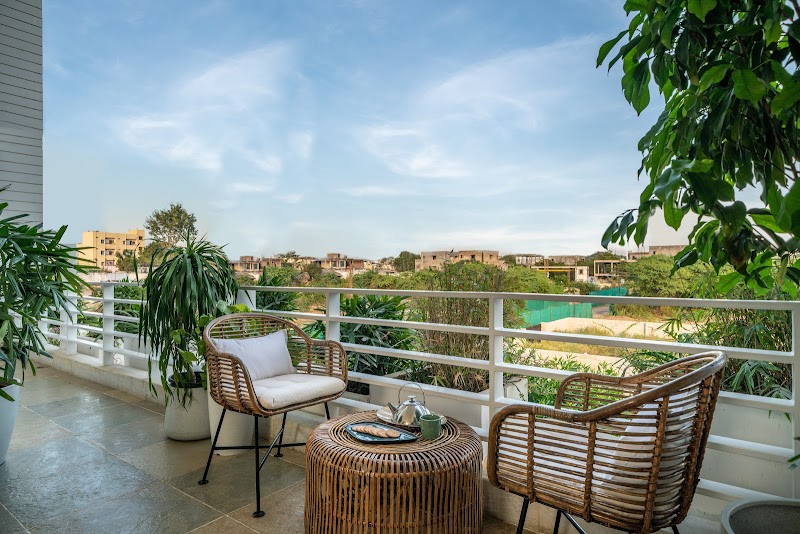MAGIC BREEZE — Manikonda, Hyderabad